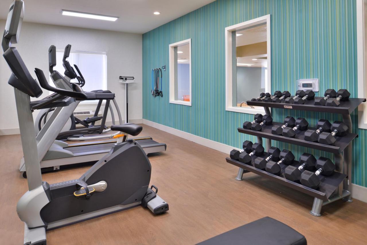 Holiday Inn Express Stockton Southeast By Ihg Εξωτερικό φωτογραφία