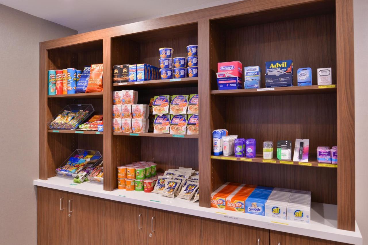 Holiday Inn Express Stockton Southeast By Ihg Εξωτερικό φωτογραφία